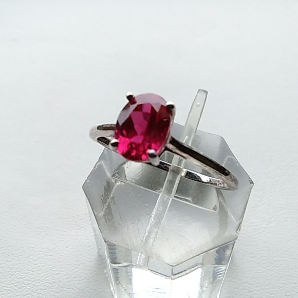Ruby Ring - Picture 12 of 15